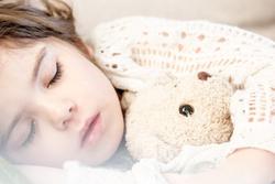 Sistema immunitario: il sonno regolare lo protegge e lo potenzia